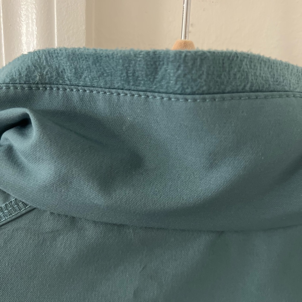 Columbia Titanium Women’s Jacket Size S Lightweight Wind & Water Resistant Blue - Picture 4 of 7